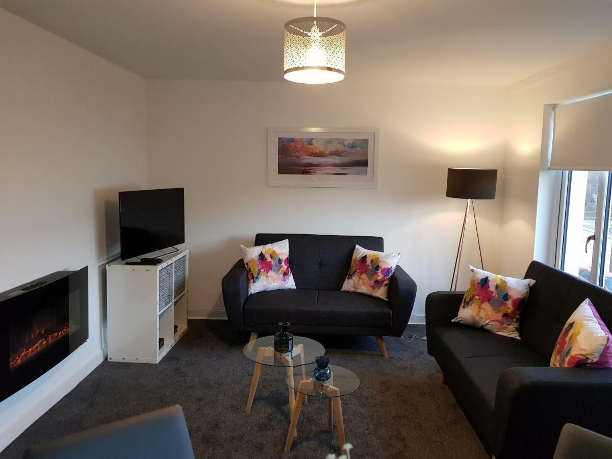 Carnegie Place East Kilbride Exterior photo